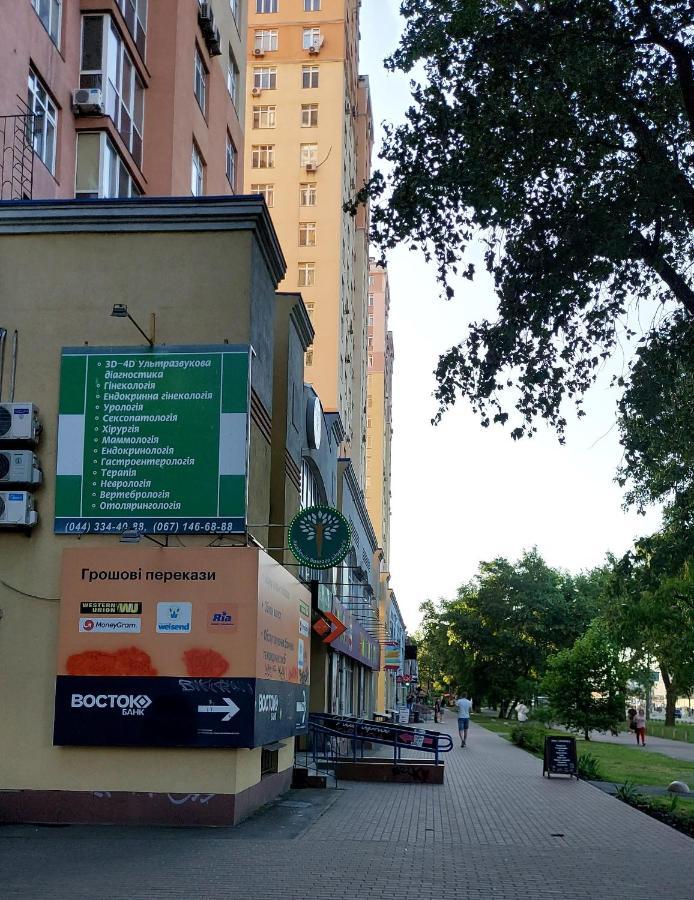 Просторі Апартаменти Kiev Exterior foto