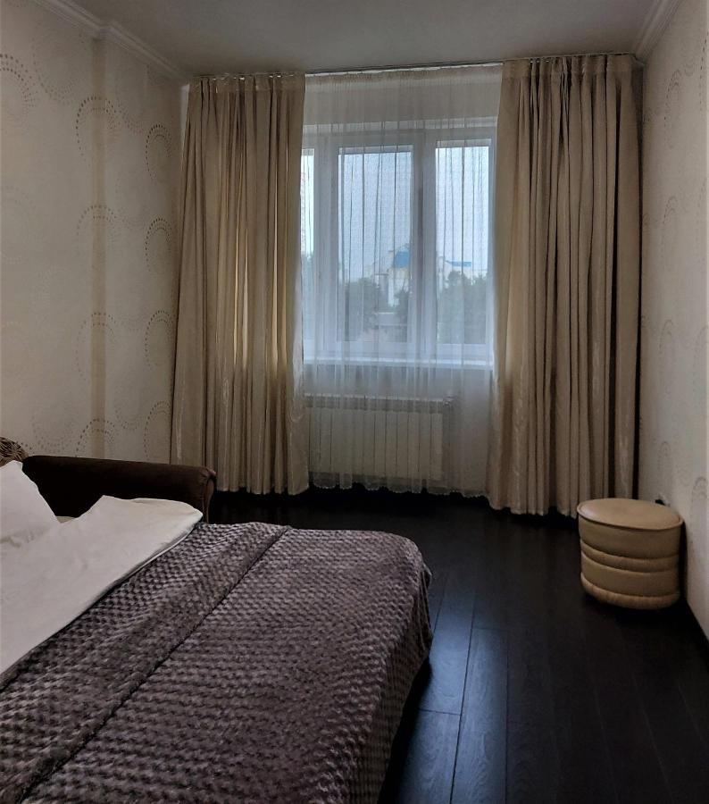 Просторі Апартаменти Kiev Exterior foto